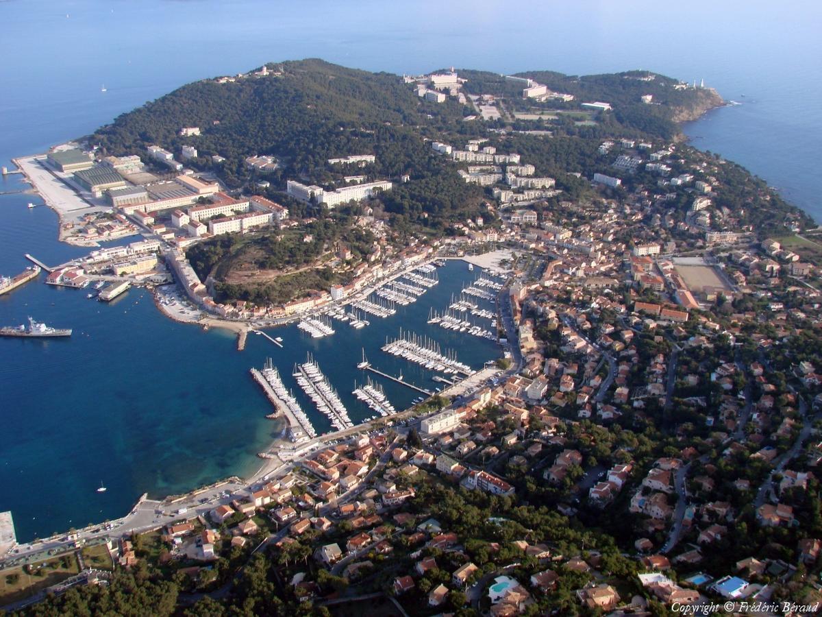 Residence Nemea Le Cap Azur Saint-Mandrier-sur-Mer Exterior photo